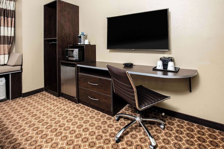 Microtel Inn & Suites by Wyndham Pecos
