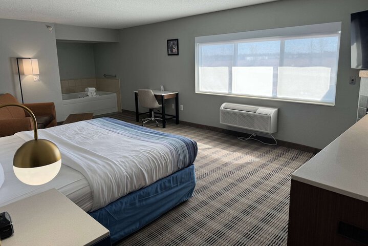 Room 35 of 53