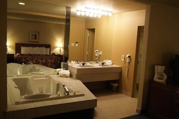 Room 36 of 59