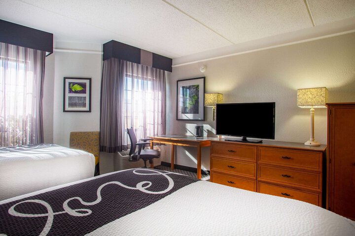 Room 49 of 63