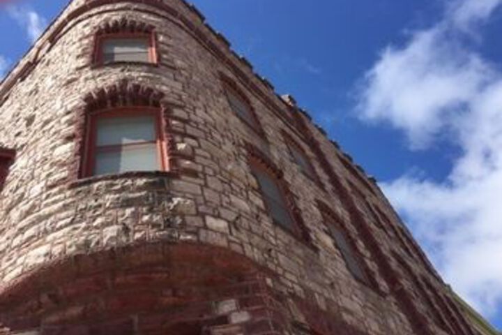 Historic Calumet Inn
