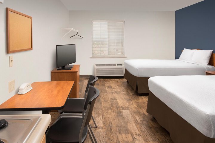 Room 7 of 10