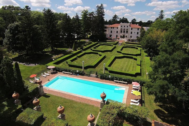 Hotel 7 of 67