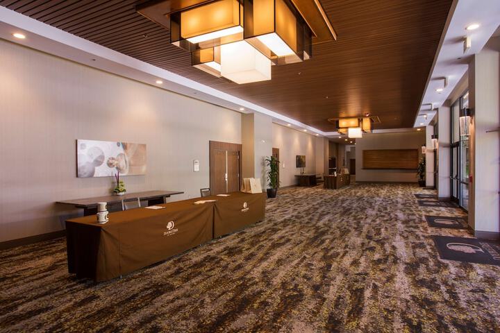 DoubleTree by Hilton Fresno Convention Center