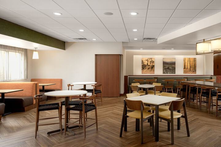 Fairfield Inn & Suites Columbia