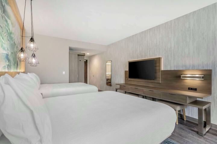 Room 14 of 46