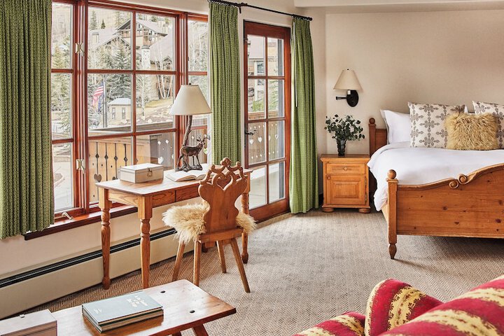Goldener Hirsch Auberge Collection