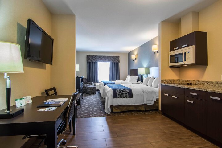 Comfort Inn & Suites
