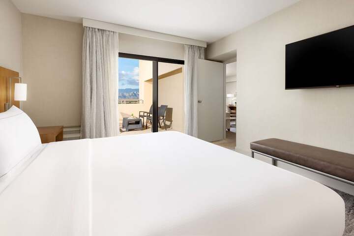Room 25 of 67