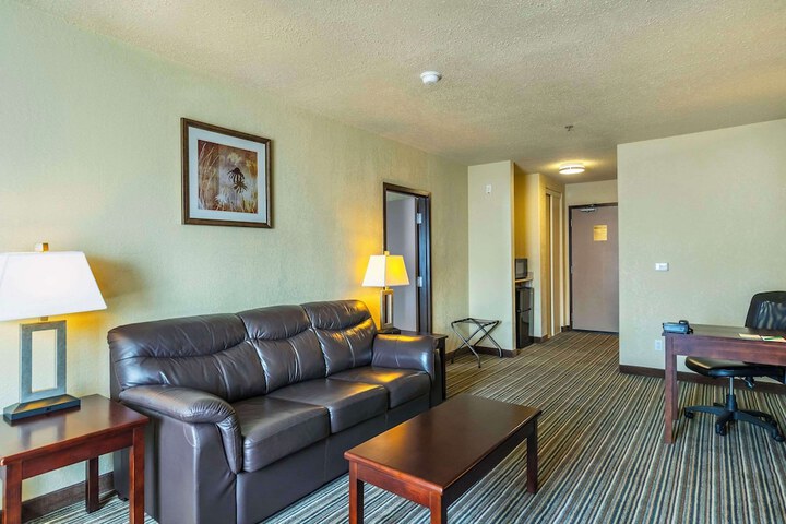 Room 30 of 47