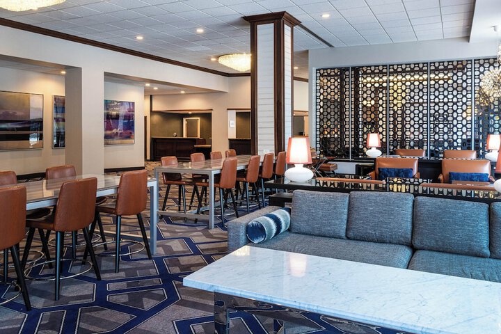 Hotel Interior 18 of 110