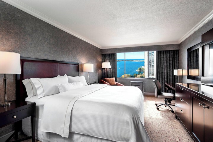 The Westin Harbour Castle Toronto