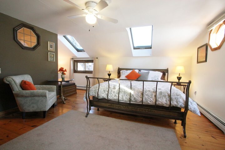 Room 54 of 120