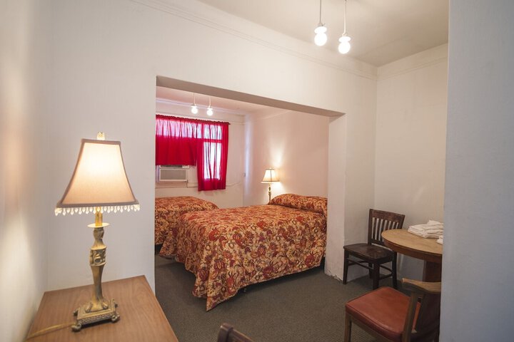Room 73 of 97