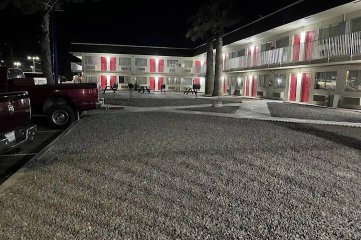 Hotel 1 of 6