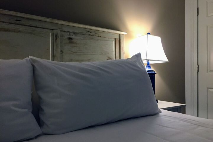 Room 48 of 163