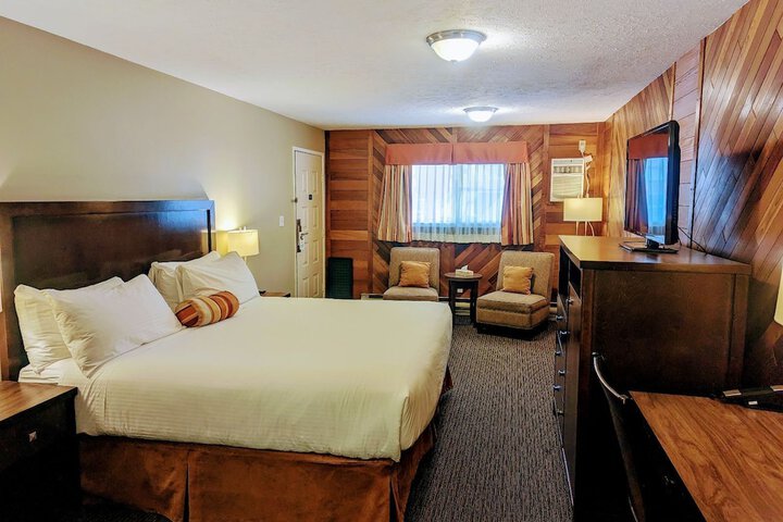 Room 50 of 66