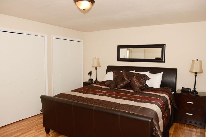 Room 22 of 28