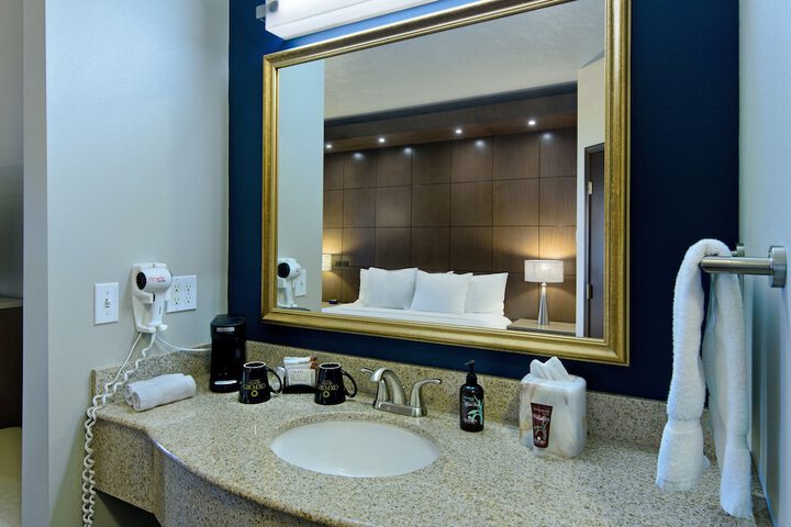 Room 35 of 58