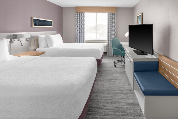 Hilton Garden Inn Queens / JFK Airport