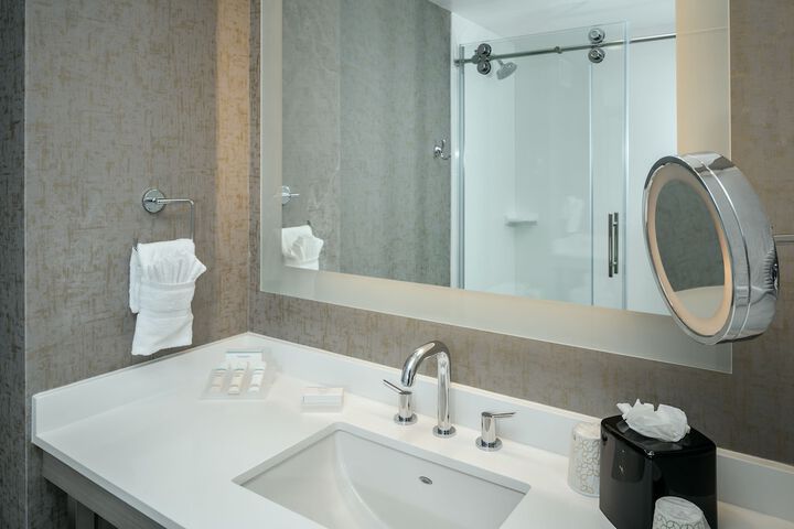 Hilton Garden Inn Seattle Bellevue Downtown WA