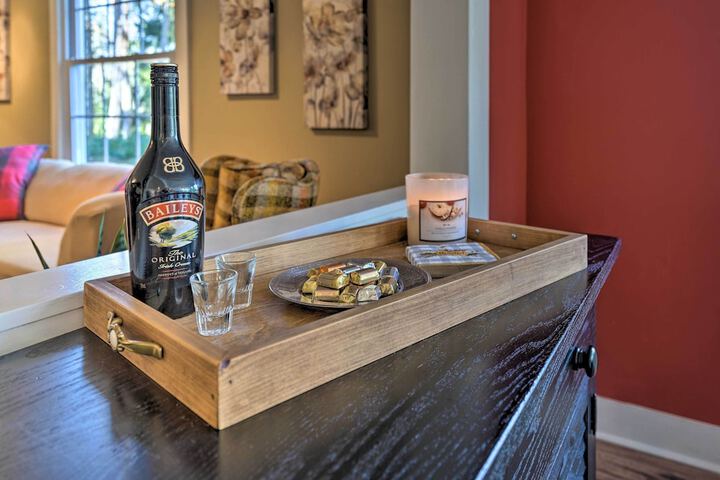 3-acre Lodge w / Snowmobile & Four-wheeling Trails
