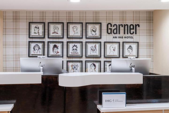 Garner Hotel Victoria - East