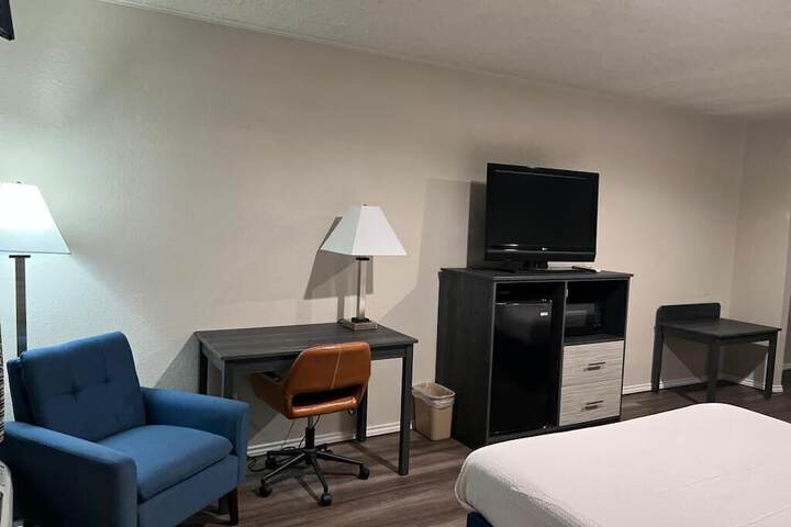 Room 12 of 39