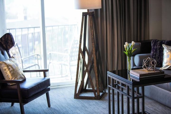 Renaissance Waterford Oklahoma City Hotel