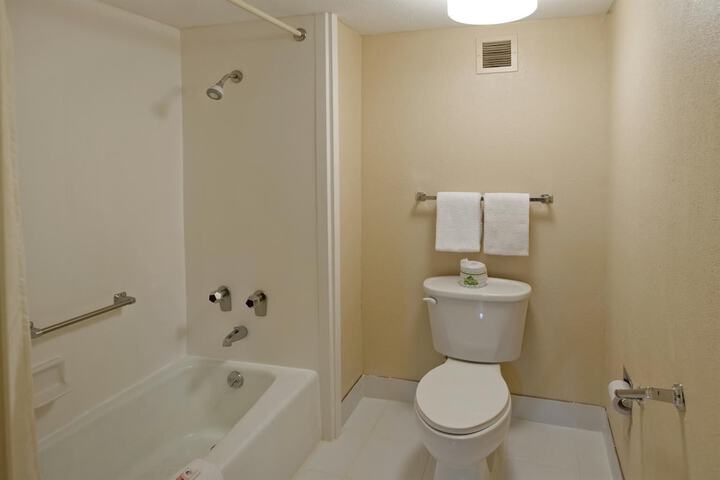 Room 34 of 36