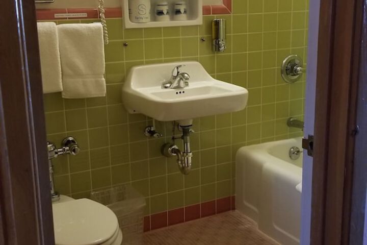 Room 20 of 75