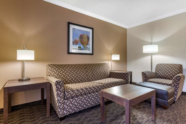Room 20 of 42