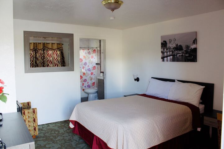 Room 22 of 32
