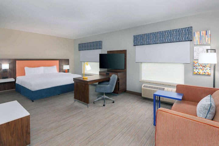 Room 21 of 46