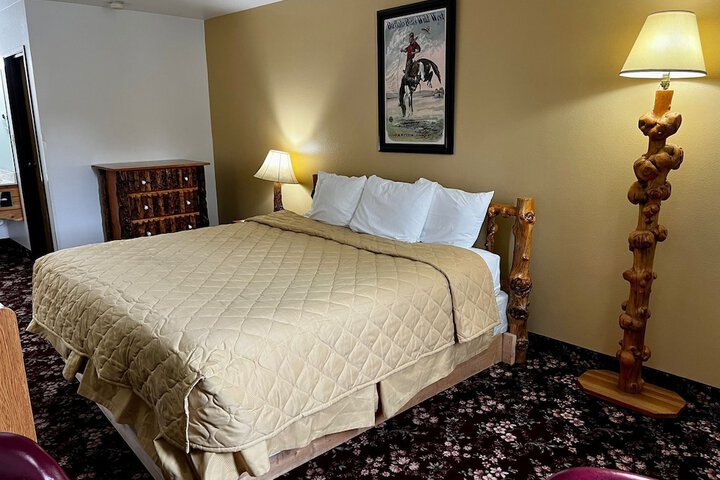 Room 17 of 26