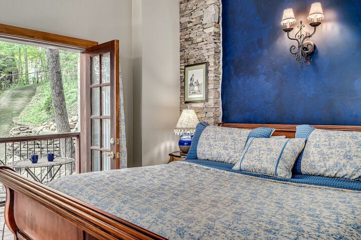 Laurel Valley Mountain Retreat