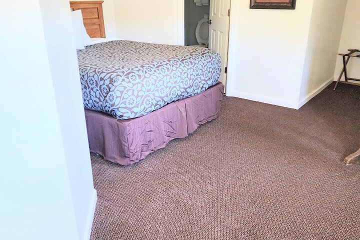 Room 42 of 68