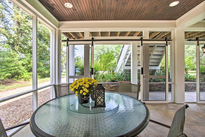 Waveland Family House 4-minute Drive to the Beach
