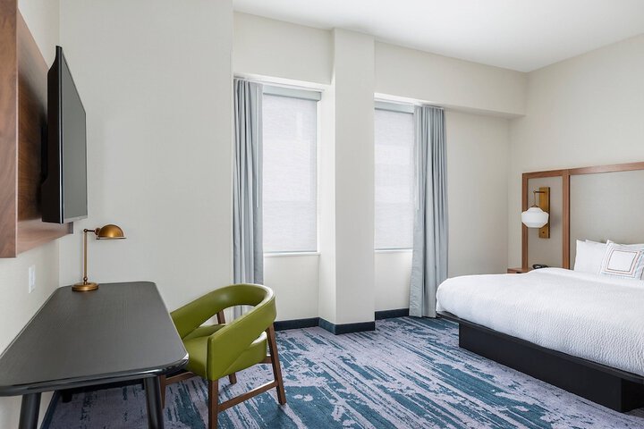 Room 16 of 22