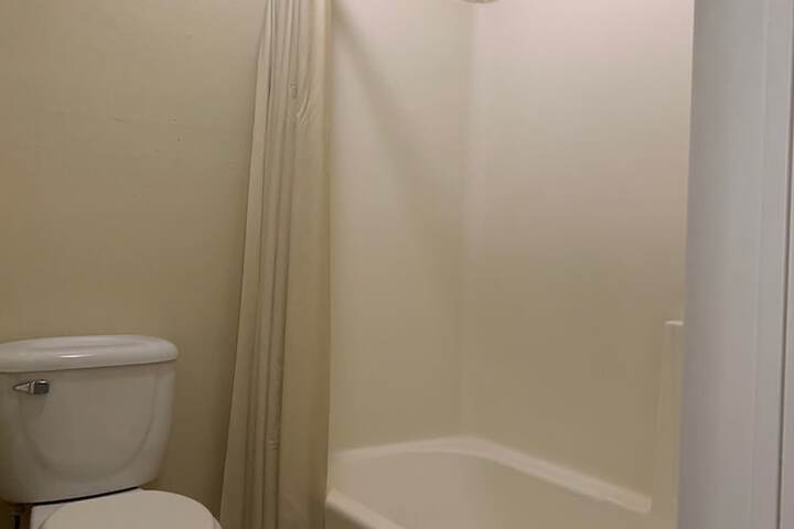 Room 10 of 31