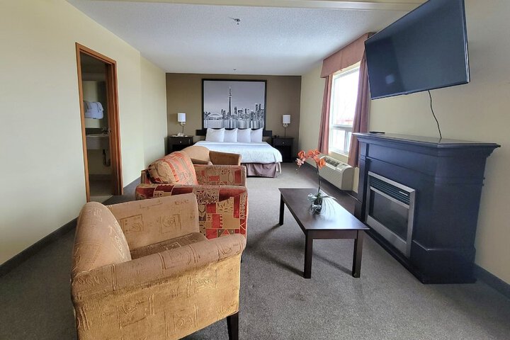 Room 10 of 38