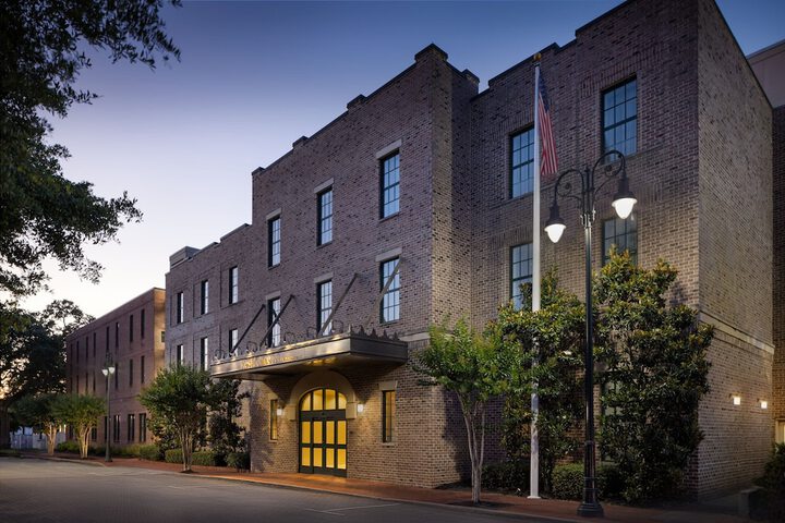Hotel 4 of 36