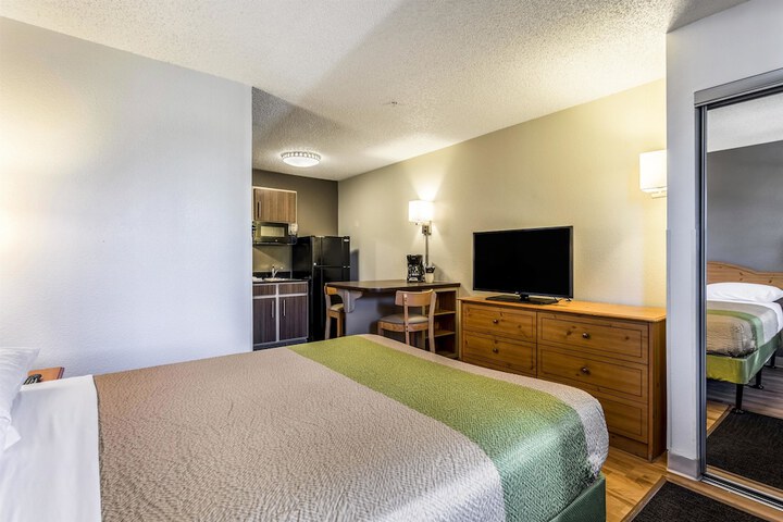 Room 26 of 30