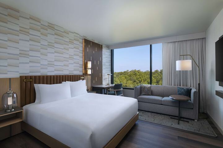 Room 29 of 57