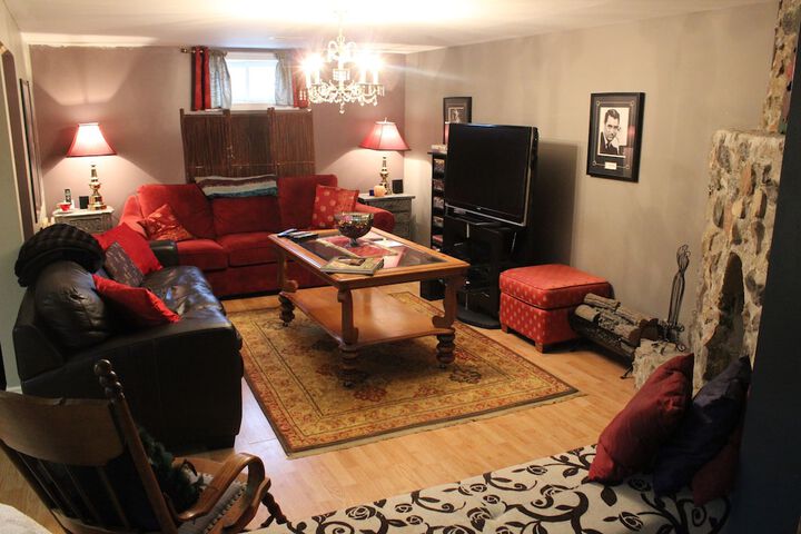 Lounge 41 of 51