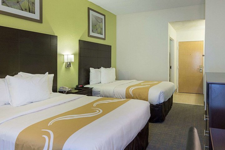Room 15 of 44