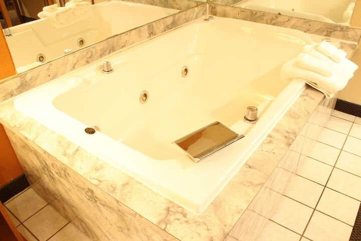 Spa 46 of 51