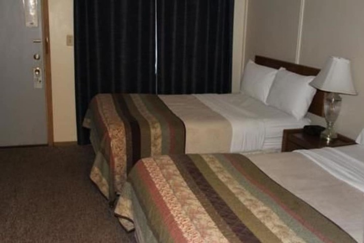 Room 18 of 40