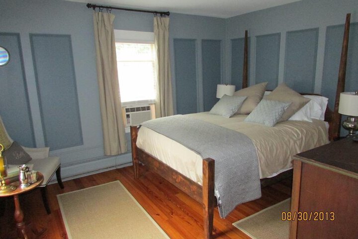 CURTIS HOUSE INN