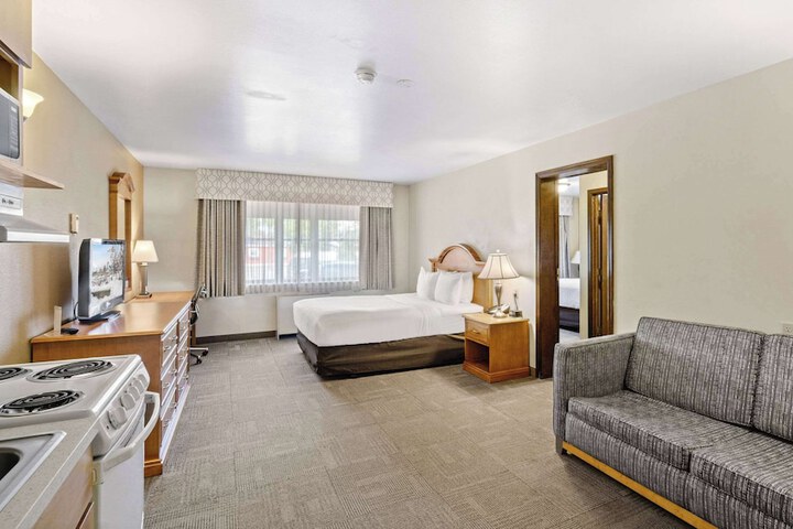Room 75 of 89